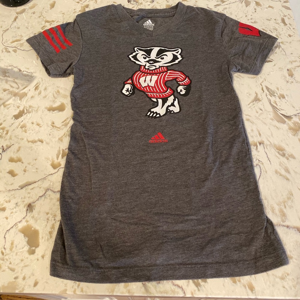 Adidas Wisconsin Badger Tee